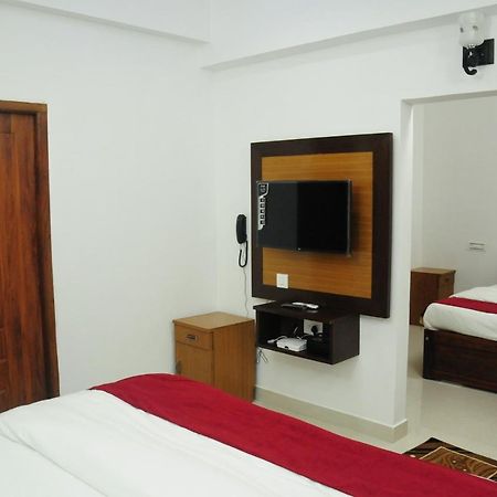 Hotel Alwesal International Madikeri Exteriér fotografie