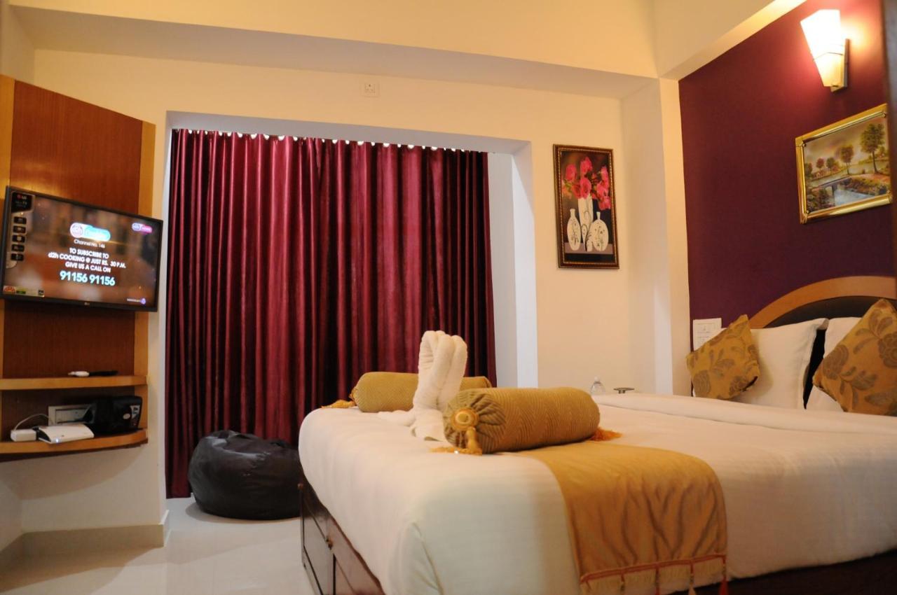 Hotel Alwesal International Madikeri Exteriér fotografie