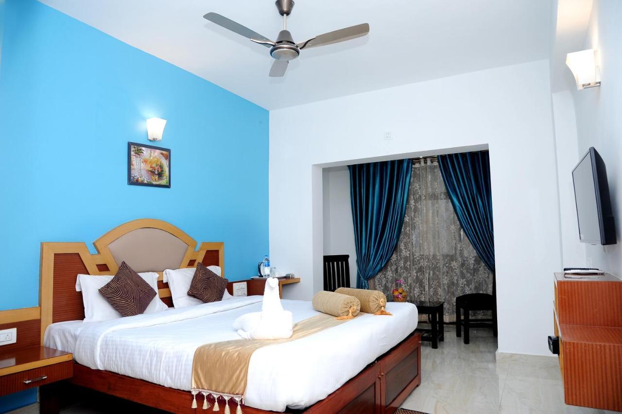 Hotel Alwesal International Madikeri Exteriér fotografie