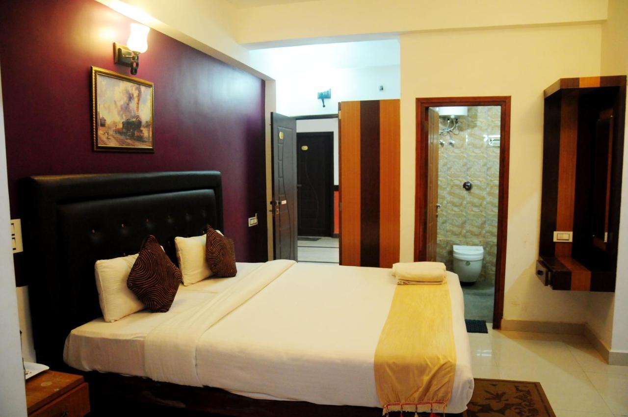 Hotel Alwesal International Madikeri Exteriér fotografie