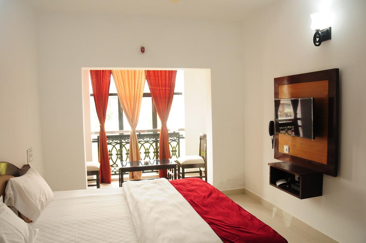 Hotel Alwesal International Madikeri Exteriér fotografie