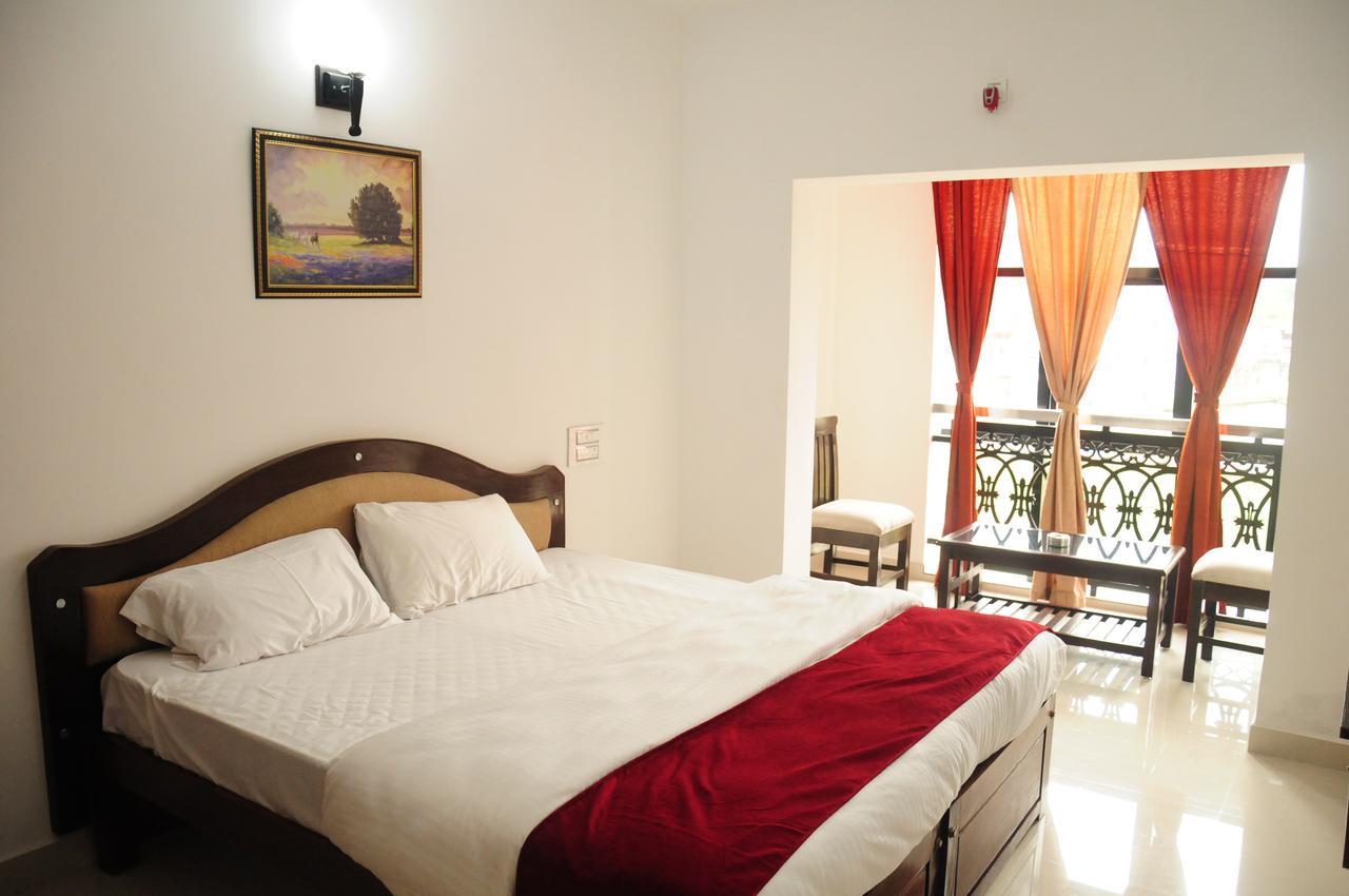 Hotel Alwesal International Madikeri Exteriér fotografie