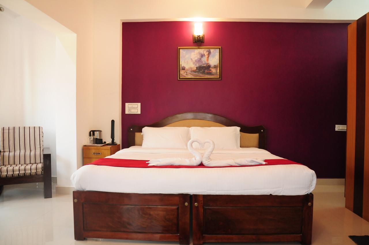 Hotel Alwesal International Madikeri Exteriér fotografie