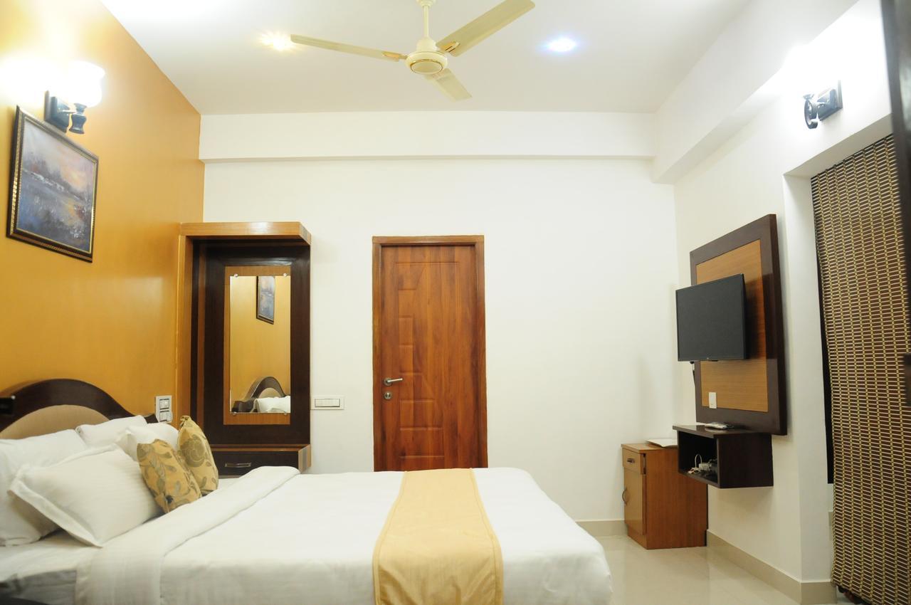 Hotel Alwesal International Madikeri Exteriér fotografie