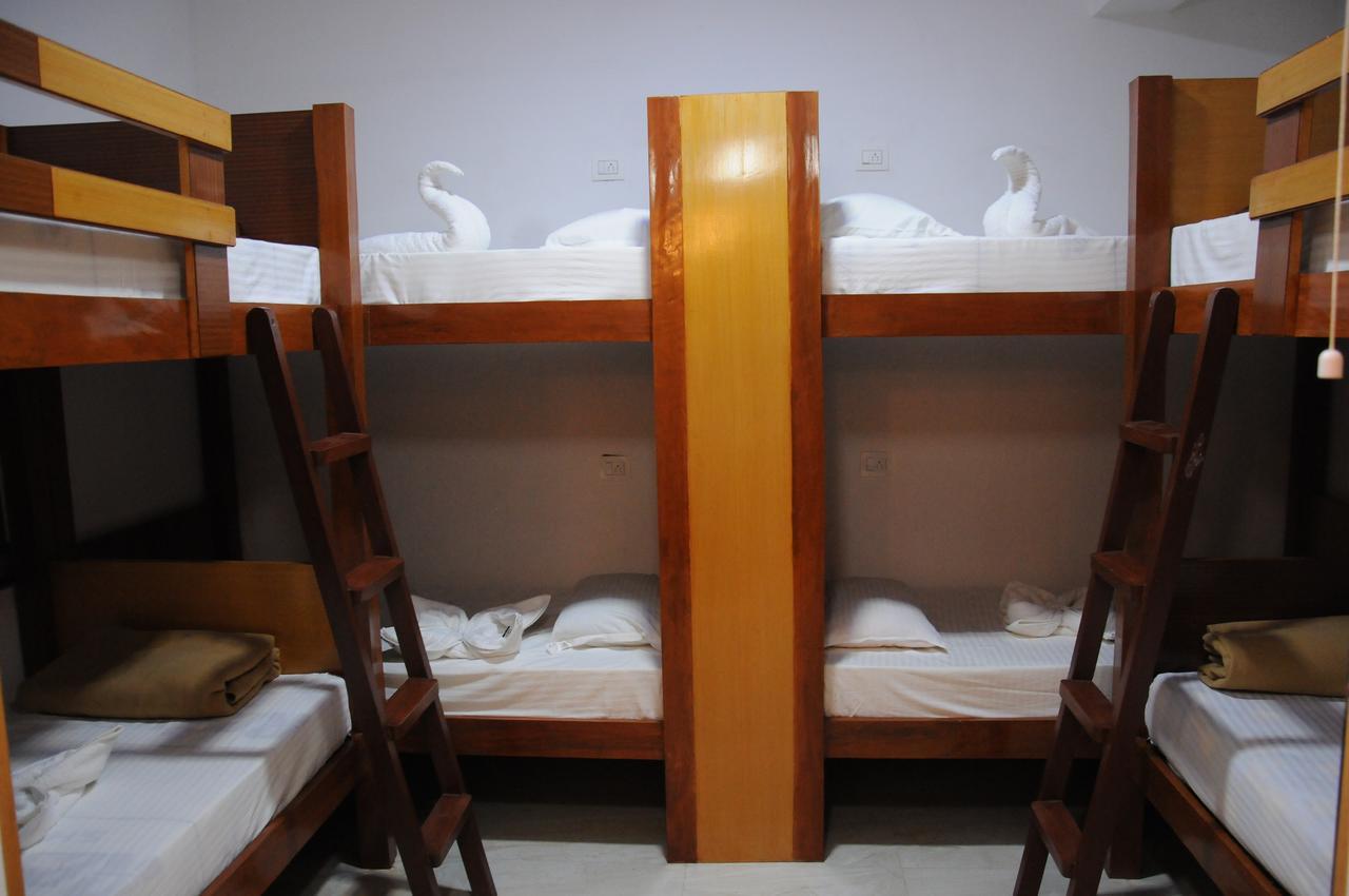 Hotel Alwesal International Madikeri Exteriér fotografie